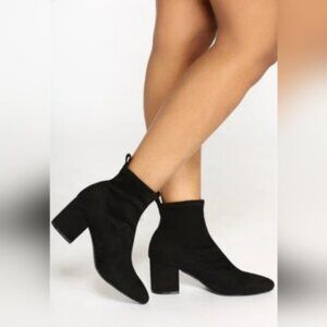 Chunky heels *18